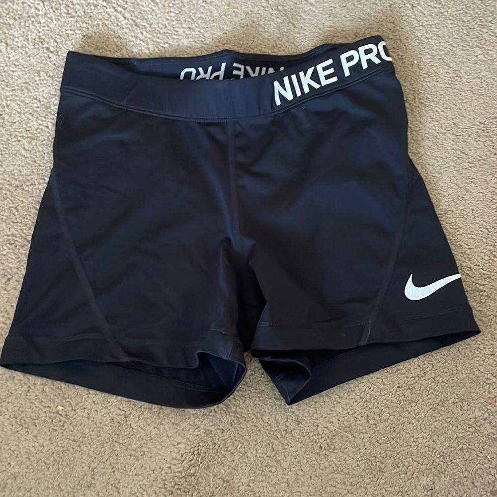 WOMENS NIKE PROS, SIZE S